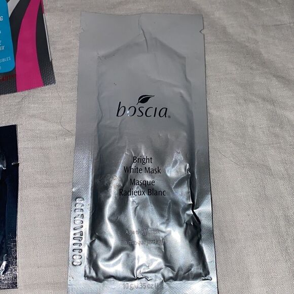 ASSORTED BEAUTY SAMPLES-Lot of 7 - Picture 7 of 8